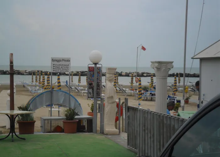 Giordano 3* Torre Pedrera