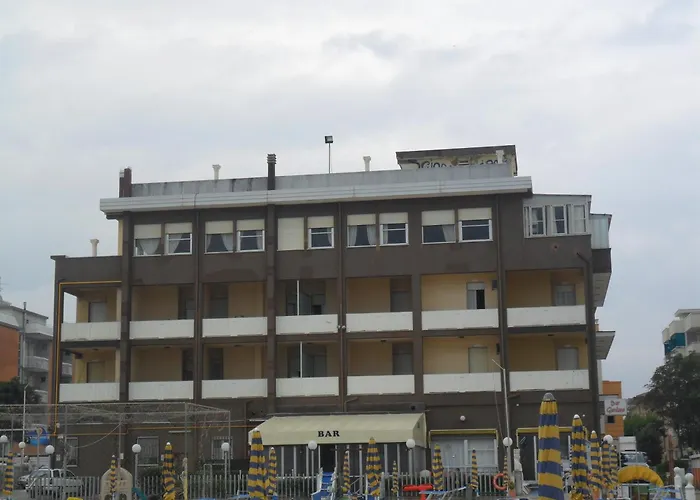 Giordano 3* Torre Pedrera