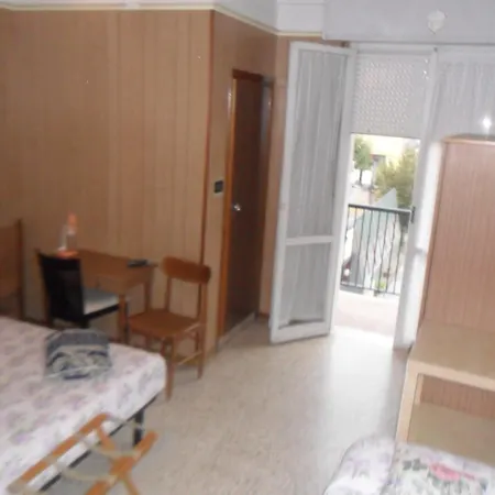 Giordano 3* Torre Pedrera