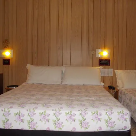 Giordano Hotel 3*