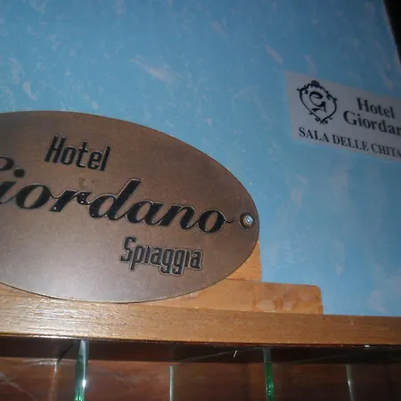 Giordano 3* Torre Pedrera