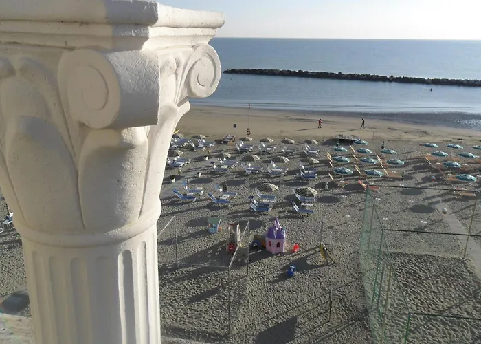 Giordano 3* Torre Pedrera